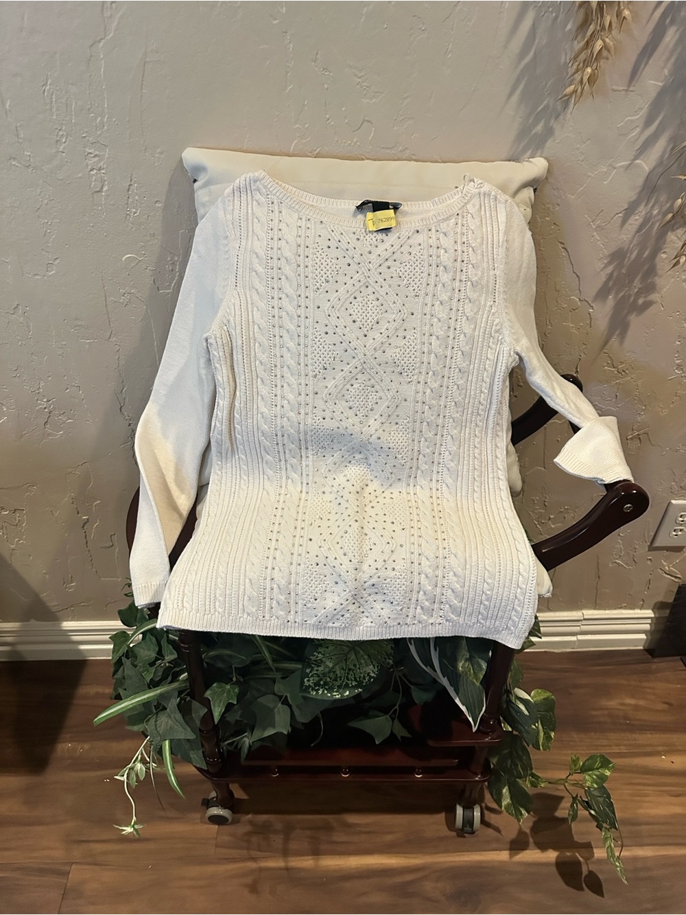 White House Black Market White Cable Knit Scoop Neck Sweater